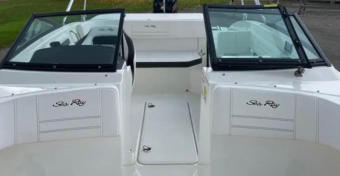 2021 Sea Ray SPX 190 OB
