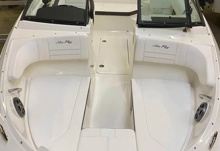 2021 Sea Ray SPX 190 OB
